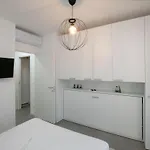 Apartment Borghetto Con Parcheggio Privato E Piscina Borghetto Santo Spirito