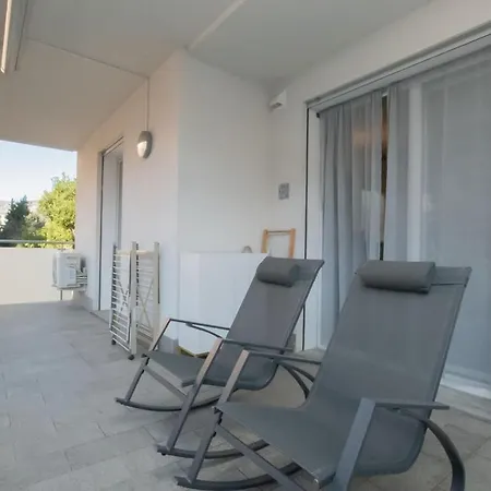 Borghetto Con Parcheggio Privato E Piscina